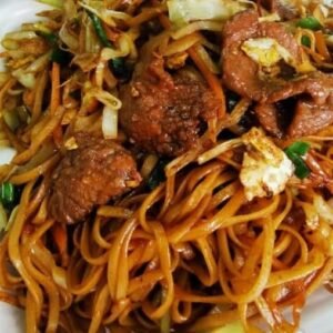 Nouilles sautées aux bœufs