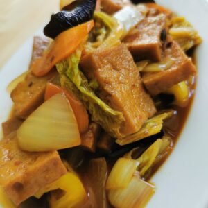 Tofu sauté à la sauce piquante