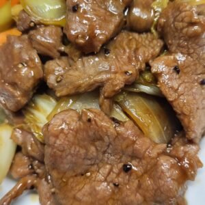 Boeuf aux poivres noirs